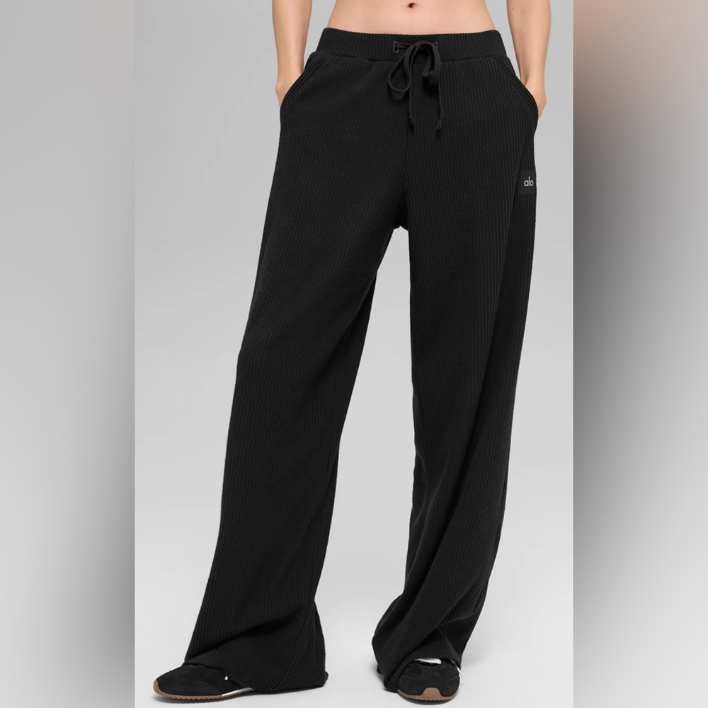 Alo NWT Muse Wide Leg Pants Black & Drawstring, Pockets Size XS